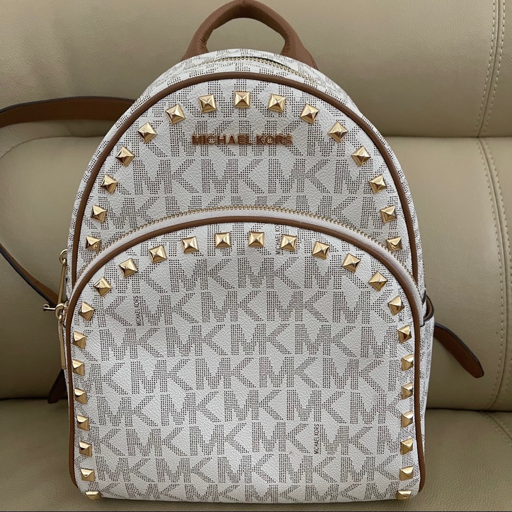 Pretty Michael Kors backpack ❤️